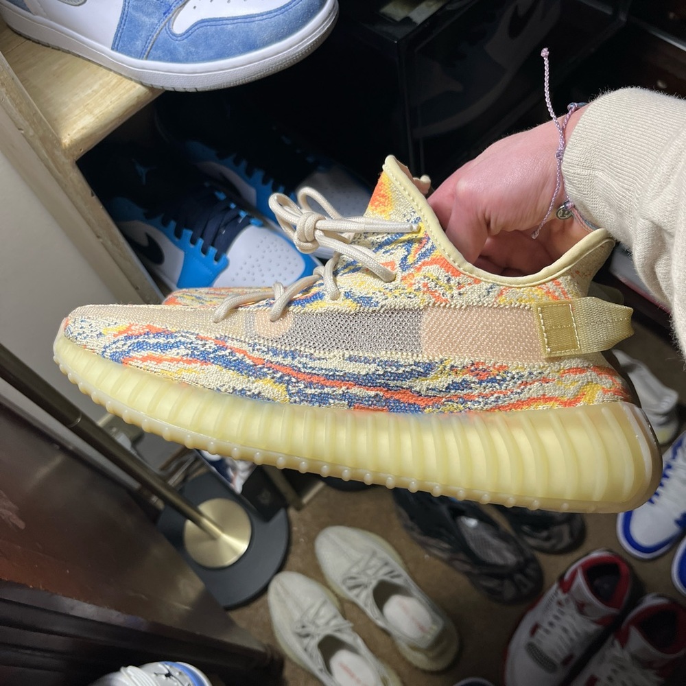 🔥Yeezy 350 V2 Mx Oat sz10 tried on only with authentication🔥